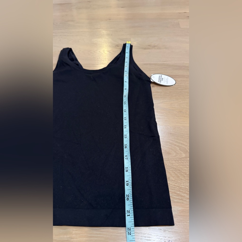 Soma seamfree turnaround tank black size small NWT - Picture 9 of 11
